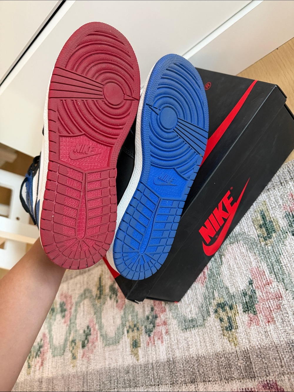 Nike Kids Jordan 1 - Picture 5 of 6